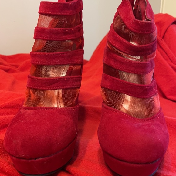 Red Suede/mesh 5 1/2” heels - Picture 2 of 9